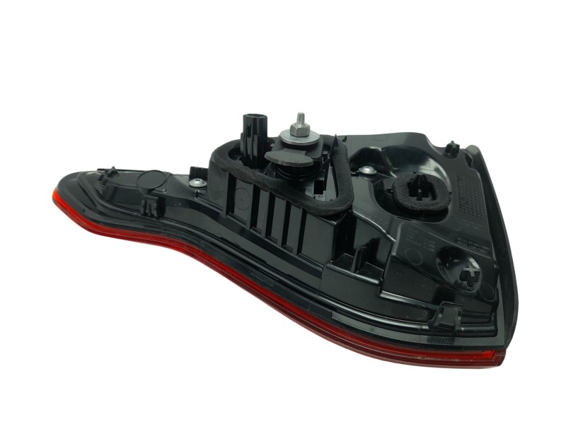 Recambio de piloto trasero izquierdo interior para mitsubishi colt referencia OEM IAM 265551147R  