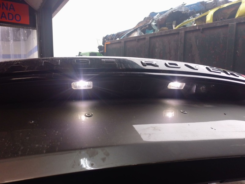 Recambio de maneta exterior porton para land rover range rover velar (l560) 2.0 p300 si4 4x4 referencia OEM IAM   