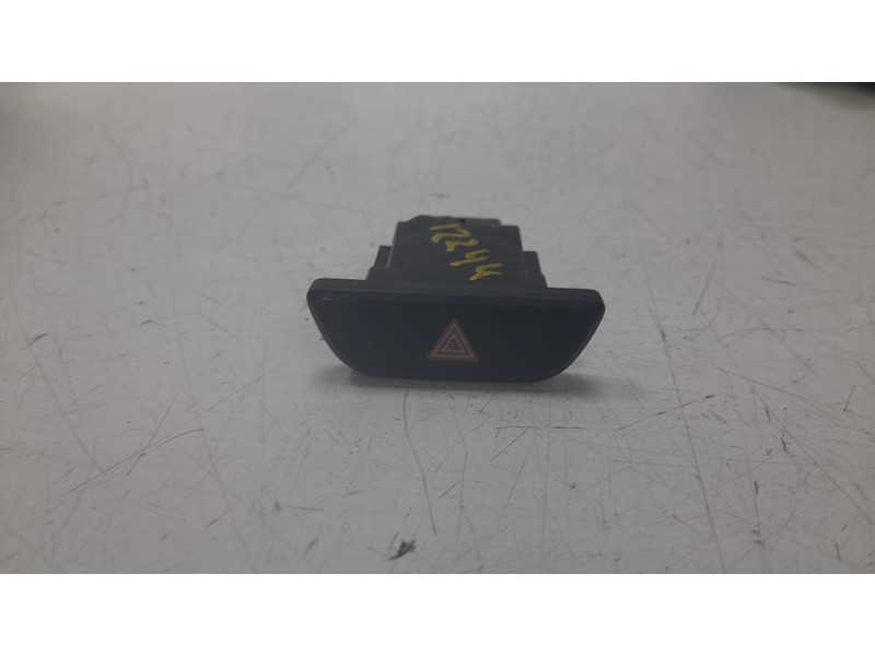 Recambio de warning para toyota yaris (_p21_, _pa1_, _ph1_) 1.5 (mxpa11) referencia OEM IAM 843320D220  