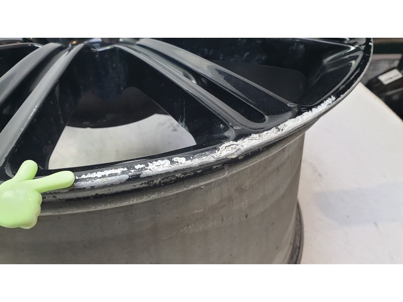 Recambio de llanta para aston martin rapide 5.9 v12 cat referencia OEM IAM   