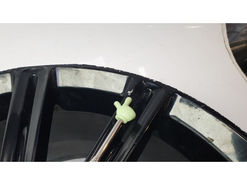 Recambio de llanta para aston martin rapide 5.9 v12 cat referencia OEM IAM   