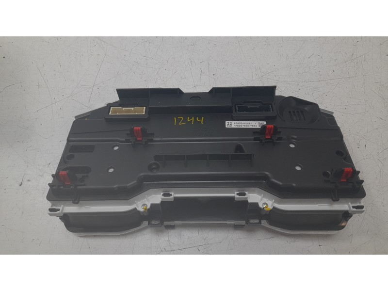 Recambio de cuadro instrumentos para toyota yaris (_p21_, _pa1_, _ph1_) 1.5 (mxpa11) referencia OEM IAM 83800K0221  