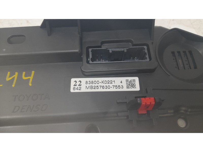 Recambio de cuadro instrumentos para toyota yaris (_p21_, _pa1_, _ph1_) 1.5 (mxpa11) referencia OEM IAM 83800K0221  