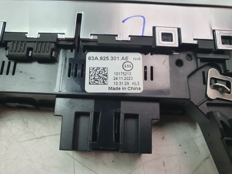 Recambio de mando multifuncion para audi a3 sportback (8ya, 8yf) 30 tdi referencia OEM IAM 8Y0925301AE  