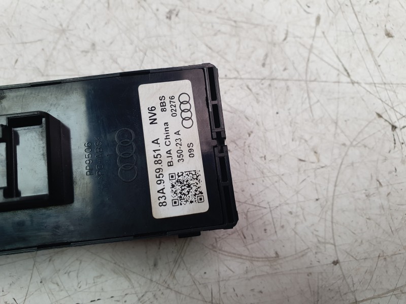 Recambio de mando elevalunas delantero izquierdo para audi a3 sportback (8ya, 8yf) 30 tdi referencia OEM IAM 83A959851A  