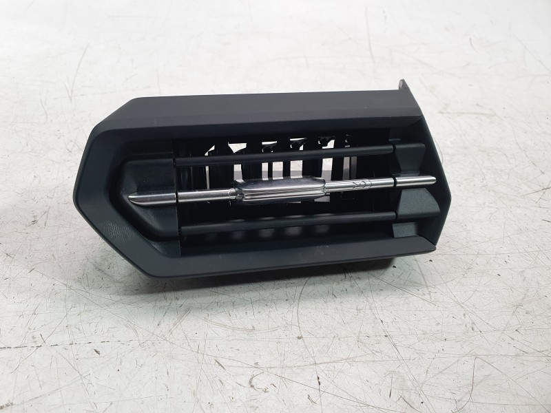 Recambio de rejilla aireadora para audi a3 sportback (8ya, 8yf) 30 tdi referencia OEM IAM 8Y1820902A  