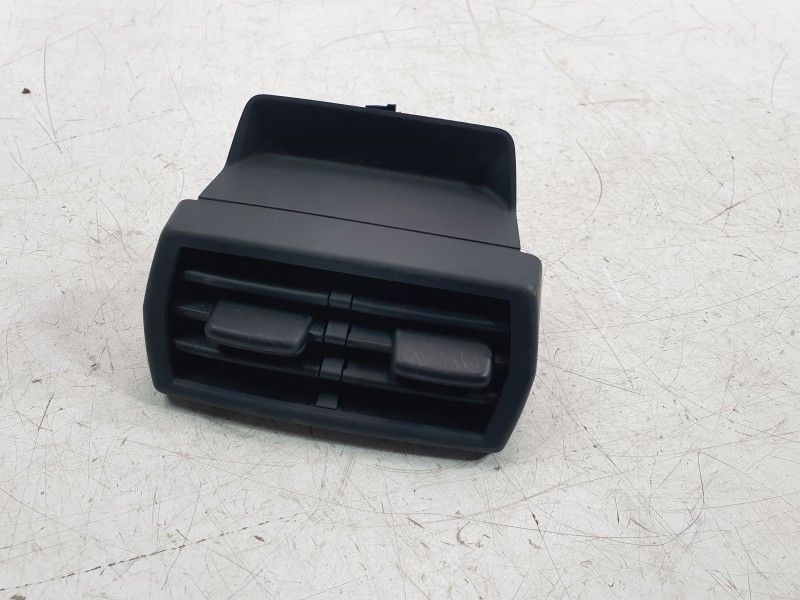 Recambio de rejilla aireadora para audi a3 sportback (8ya, 8yf) 30 tdi referencia OEM IAM 8Y0819203  