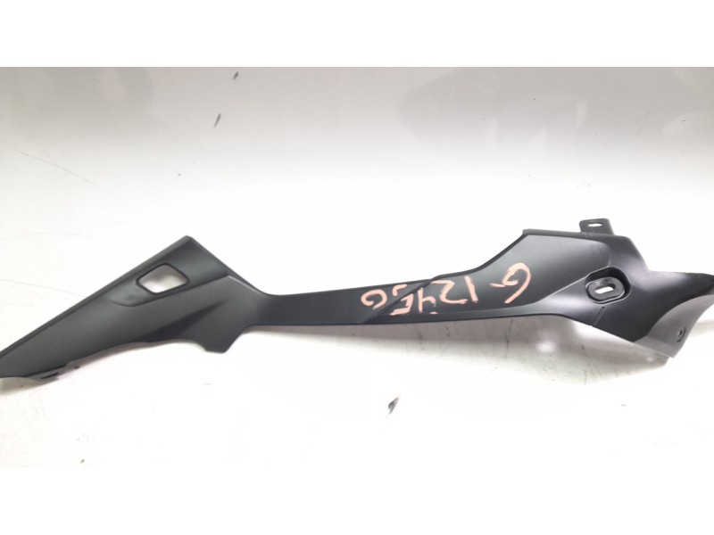 Recambio de moldura para triumph daytona 660 referencia OEM IAM 2314280 T2314280 