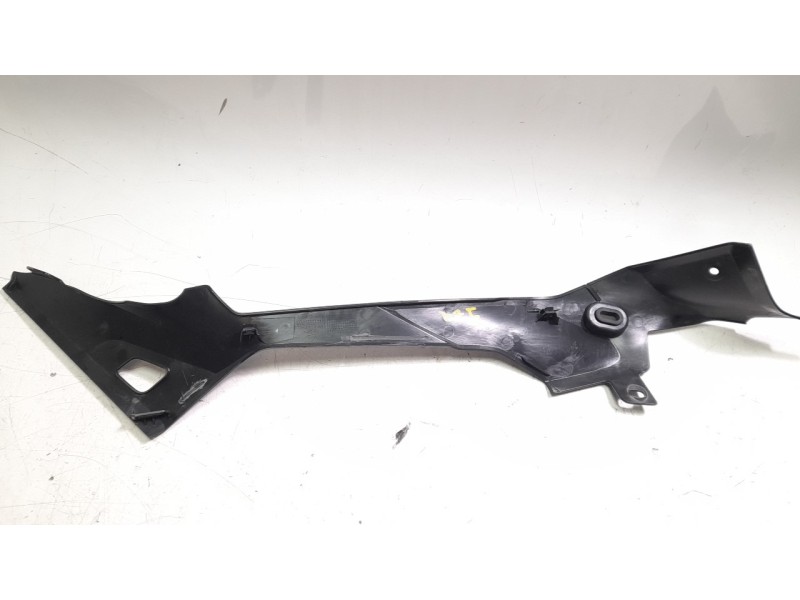 Recambio de moldura para triumph daytona 660 referencia OEM IAM 2314280 T2314280 