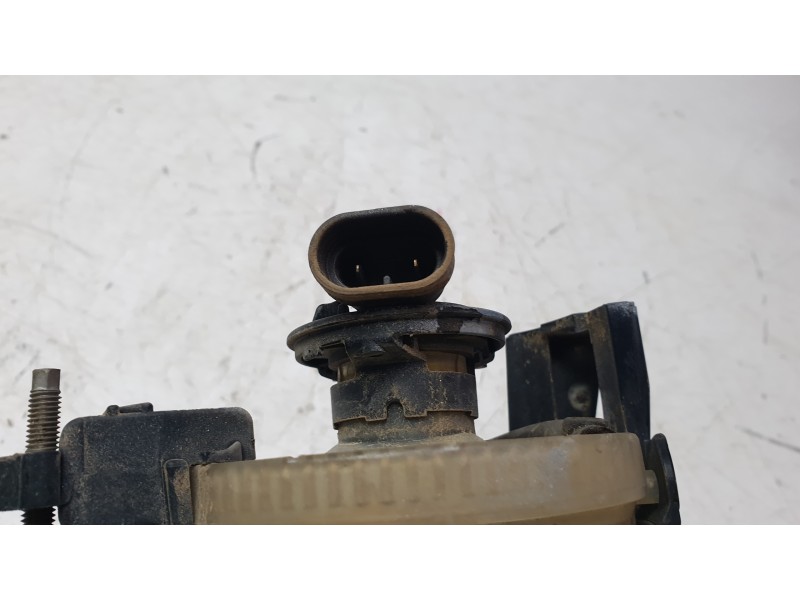 Recambio de faro antiniebla derecho para volkswagen passat b6 variant (3c5) 2.0 tdi referencia OEM IAM 27129400RE  