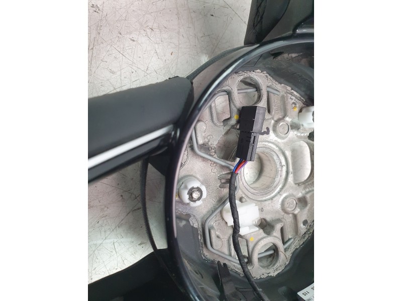 Recambio de volante para audi a3 sportback (8ya, 8yf) 30 tdi referencia OEM IAM 82A419091S  