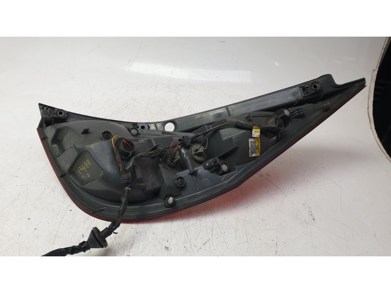 Recambio de piloto trasero izquierdo para hyundai i30 (fd) 1.6 crdi referencia OEM IAM 924012L010  108403651 , 16395431 , HN0404