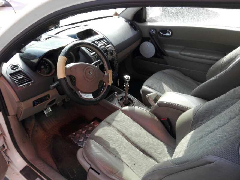 renault megane ii berlina 3p del año 2004
