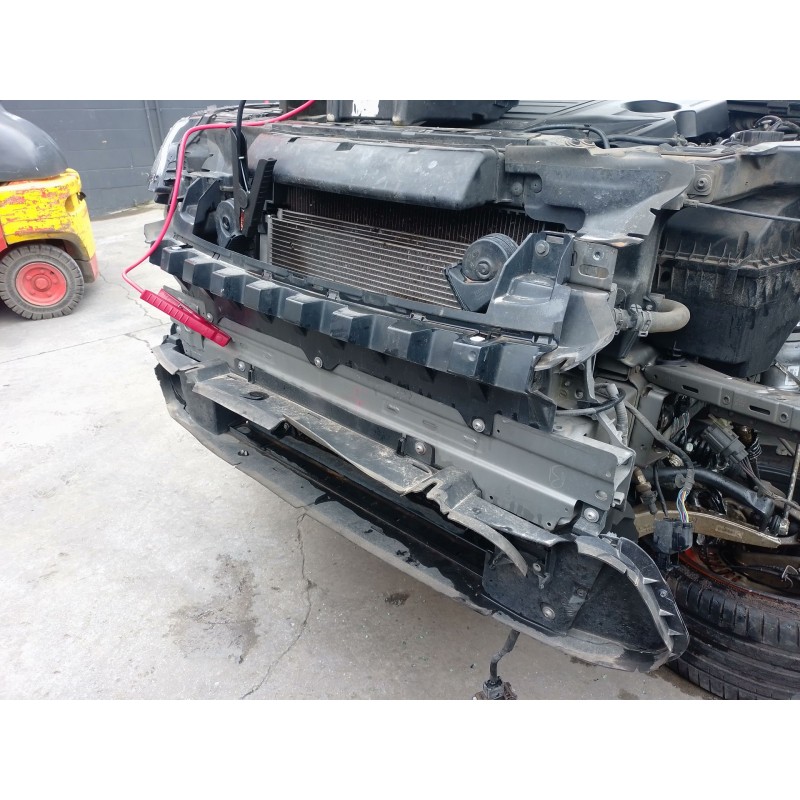 Recambio de refuerzo paragolpes delantero para land rover range rover velar (l560) 2.0 p300 si4 4x4 referencia OEM IAM   