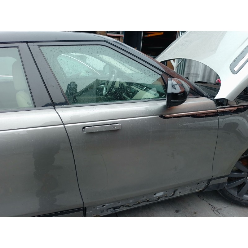 Recambio de puerta delantera derecha para land rover range rover velar (l560) 2.0 p300 si4 4x4 referencia OEM IAM   