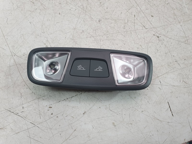 Recambio de luz interior para audi a3 sportback (8ya, 8yf) 30 tdi referencia OEM IAM 8V0947111B  