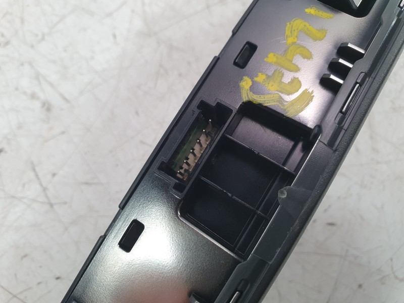 Recambio de luz interior para audi a3 sportback (8ya, 8yf) 30 tdi referencia OEM IAM 8V0947111B  