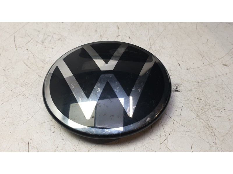Recambio de emblema para volkswagen taigo (cs1) 1.0 tsi referencia OEM IAM 5H085360LM  