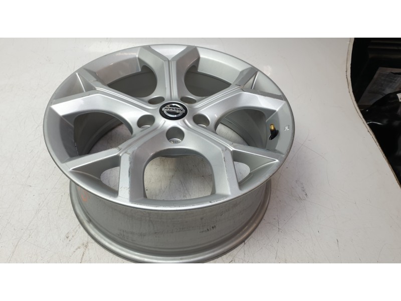 Recambio de llanta para nissan juke (f16_) dig-t 117 referencia OEM IAM 403006PA1A  