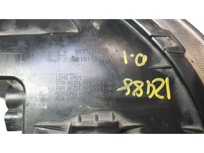 Recambio de faro izquierdo para hyundai i30 (fd) 1.6 crdi referencia OEM IAM 921012LXXX  108403602 / HN0404904 / 11395401