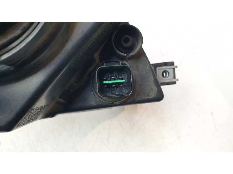 Recambio de faro izquierdo para hyundai i30 (fd) 1.6 crdi referencia OEM IAM 921012LXXX  108403602 / HN0404904 / 11395401