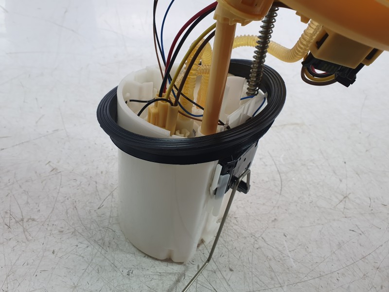 Recambio de bomba combustible para audi a3 sportback (8ya, 8yf) 30 tdi referencia OEM IAM 5Q0919050BA  CGF130137HQ