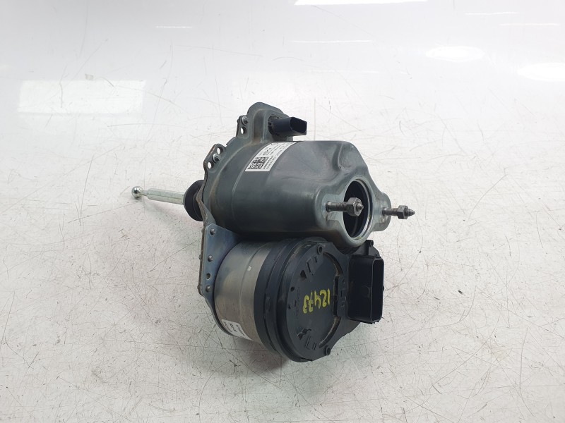 Recambio de servofreno para audi a3 sportback (8ya, 8yf) 30 tdi referencia OEM IAM 5WB614105AT  