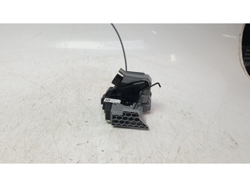 Recambio de cerradura puerta trasera izquierda para hyundai i20 iii (bc3, bi3) 1.0 t-gdi referencia OEM IAM 81410Q0000  