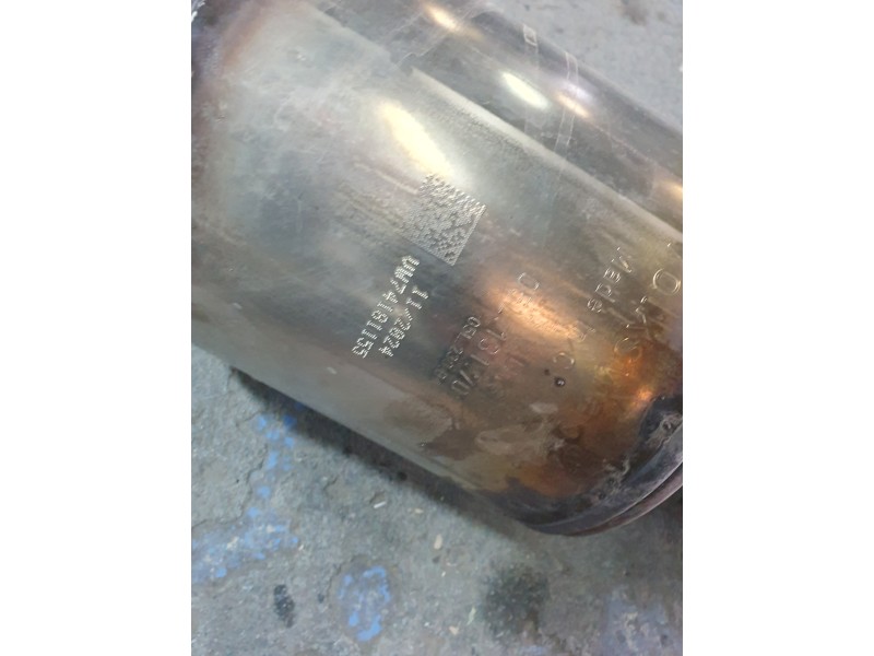 Recambio de catalizador para audi a3 sportback (8ya, 8yf) 30 tdi referencia OEM IAM 05L131701D  