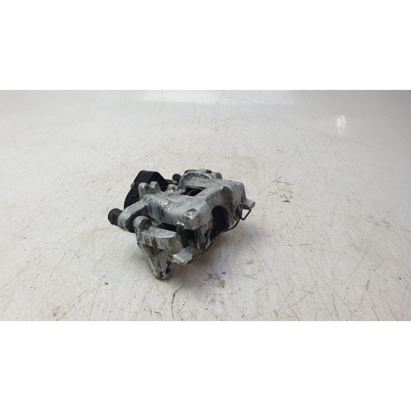 Recambio de pinza de freno trasera derecha para ford kuga iii (dfk) 2.5 fhev referencia OEM IAM JX6120223B  