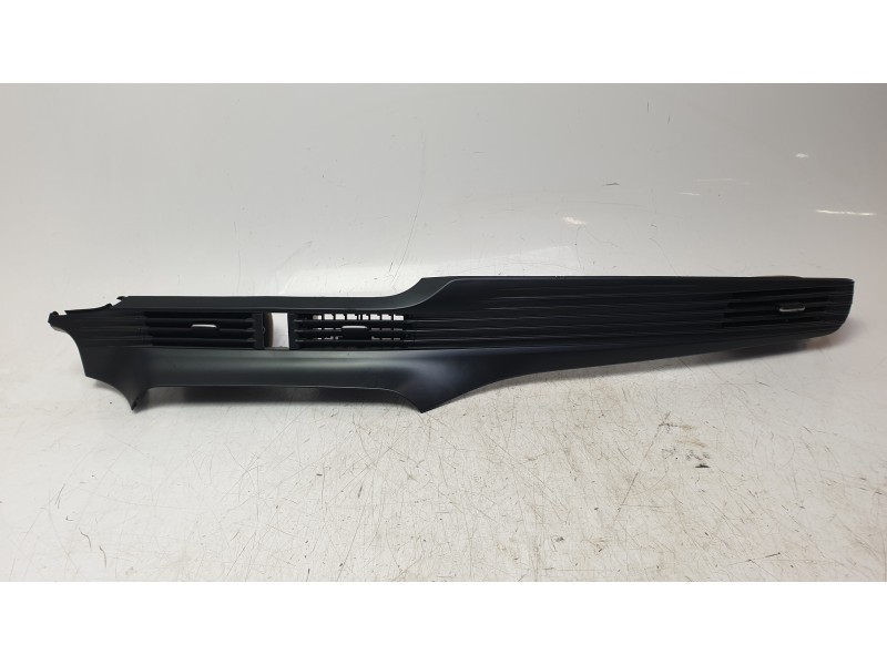 Recambio de moldura para hyundai i20 iii (bc3, bi3) 1.0 t-gdi referencia OEM IAM 84795Q0000  