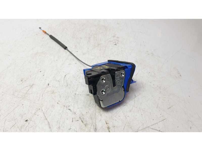 Recambio de cerradura puerta delantera derecha para hyundai i20 iii (bc3, bi3) 1.0 t-gdi referencia OEM IAM 81320Q0010  