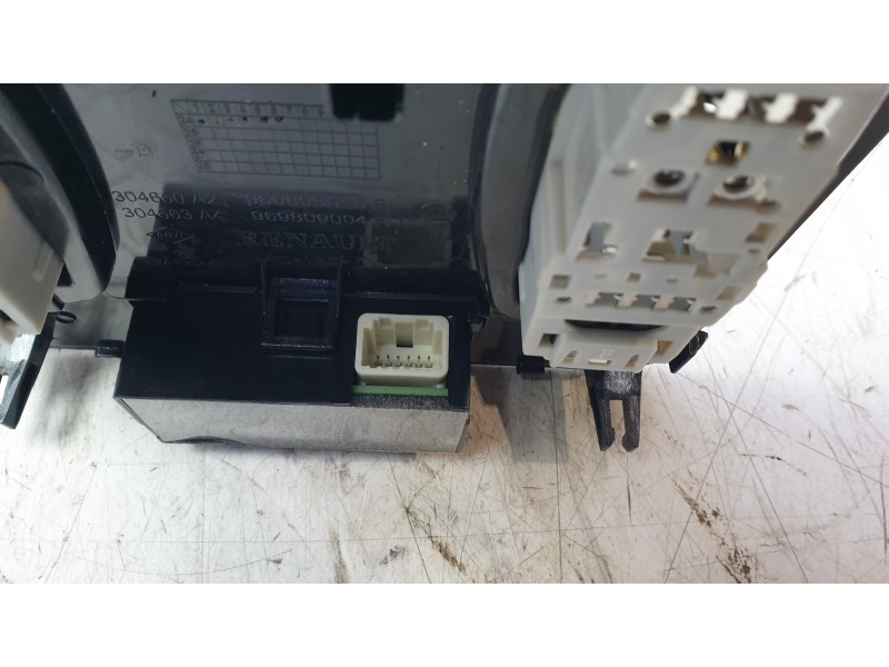 Recambio de luz interior para renault captur ii (hf_) tce 90 (hfm6) referencia OEM IAM 969803518R  