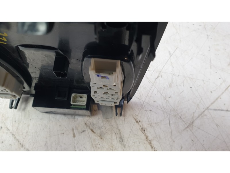 Recambio de luz interior para renault captur ii (hf_) tce 90 (hfm6) referencia OEM IAM 969803518R  