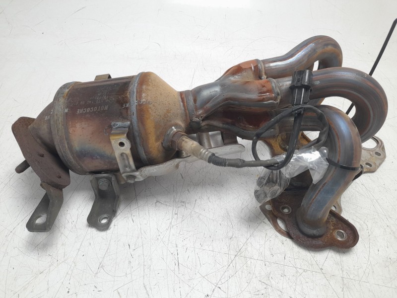 Recambio de filtro de particulas para ssangyong xlv suv e-xgi 160 referencia OEM IAM A1731420001  