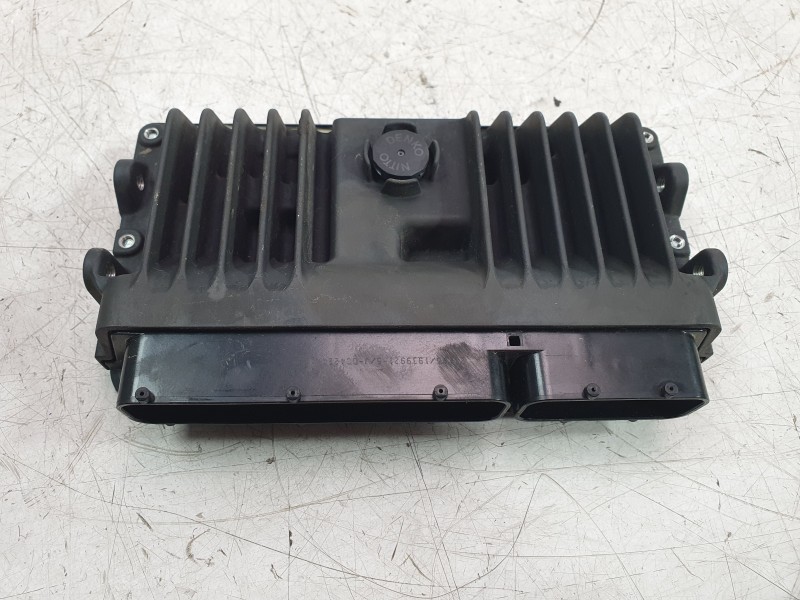 Recambio de centralita motor uce para toyota yaris (_p21_, _pa1_, _ph1_) 1.5 (mxpa11) referencia OEM IAM 89661K0082  