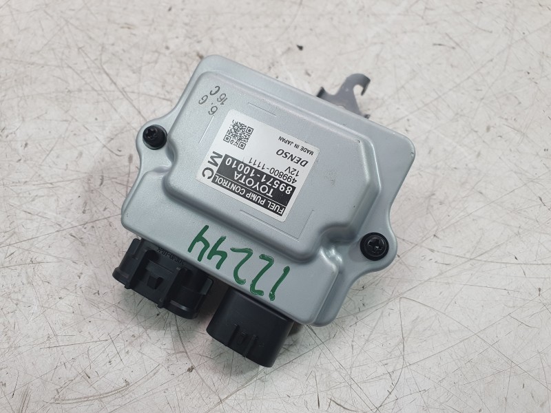 Recambio de modulo electronico para toyota yaris (_p21_, _pa1_, _ph1_) 1.5 (mxpa11) referencia OEM IAM 8957110010  