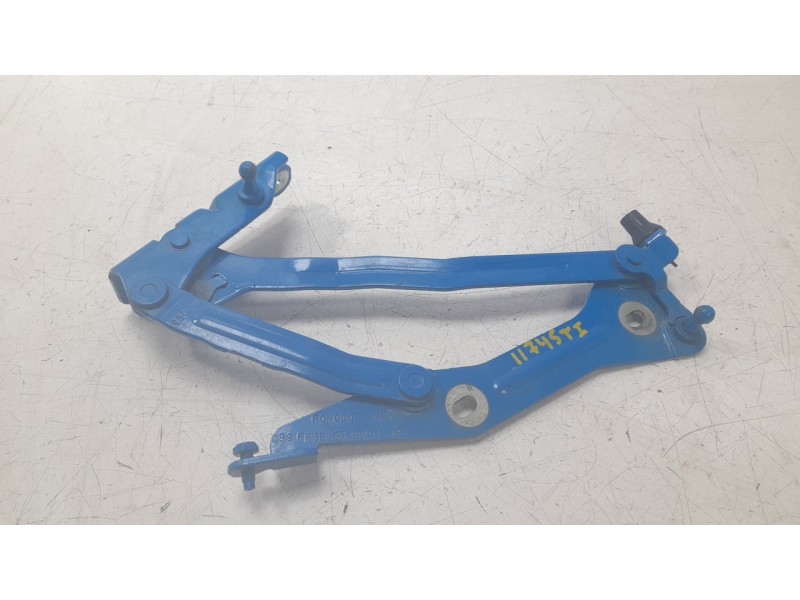 Recambio de bisagra izquierda porton para ford mustang mach 1 referencia OEM IAM FR3B6342701AE  