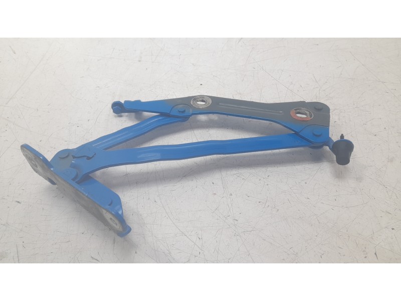 Recambio de bisagra izquierda porton para ford mustang mach 1 referencia OEM IAM FR3B6342701AE  