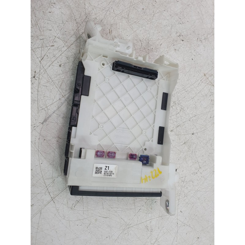 Recambio de caja reles / fusibles para toyota yaris (_p21_, _pa1_, _ph1_) 1.5 (mxpa11) referencia OEM IAM 63572129  