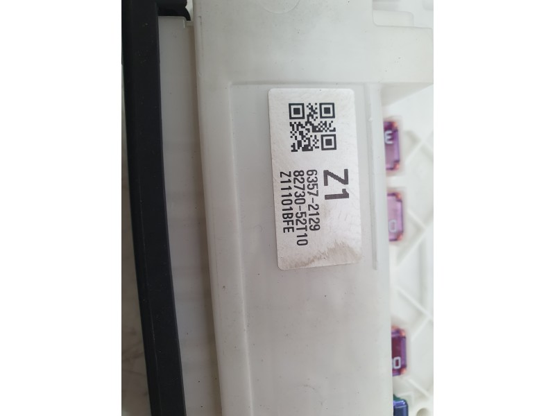 Recambio de caja reles / fusibles para toyota yaris (_p21_, _pa1_, _ph1_) 1.5 (mxpa11) referencia OEM IAM 63572129  
