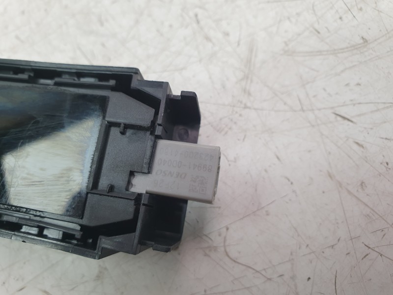 Recambio de modulo electronico para toyota yaris (_p21_, _pa1_, _ph1_) 1.5 (mxpa11) referencia OEM IAM 899410D040  