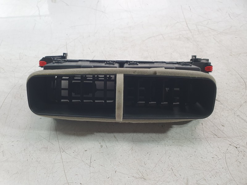 Recambio de aireador central para toyota yaris (_p21_, _pa1_, _ph1_) 1.5 (mxpa11) referencia OEM IAM 55670K0090  