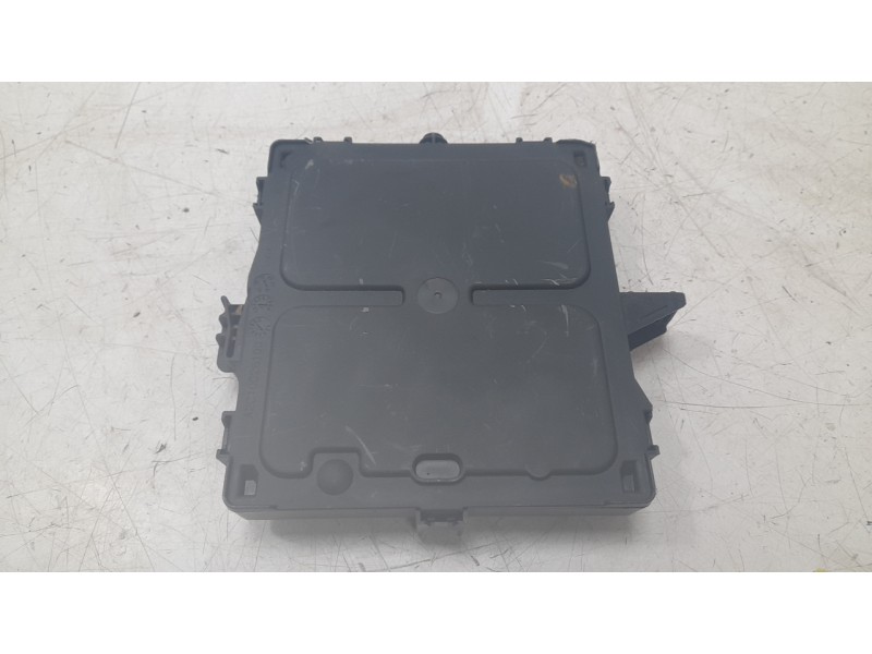 Recambio de modulo electronico para renault clio v (b7_) 1.0 lpg (b7mt) referencia OEM IAM 284B19561R  