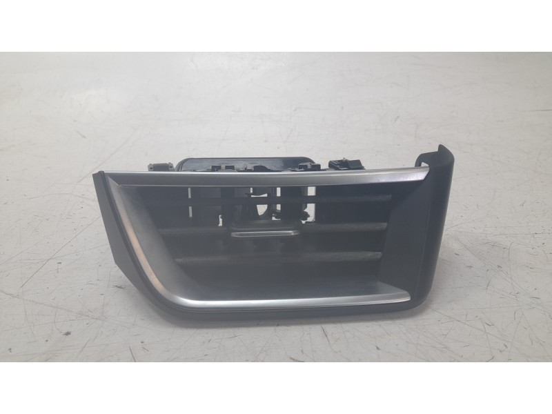 Recambio de rejilla aireadora para renault clio v (b7_) 1.0 lpg (b7mt) referencia OEM IAM 687608207R  