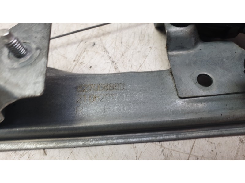 Recambio de elevalunas trasero derecho para renault clio iv grandtour (kh_) 0.9 tce 90 referencia OEM IAM 827008880R  550271F