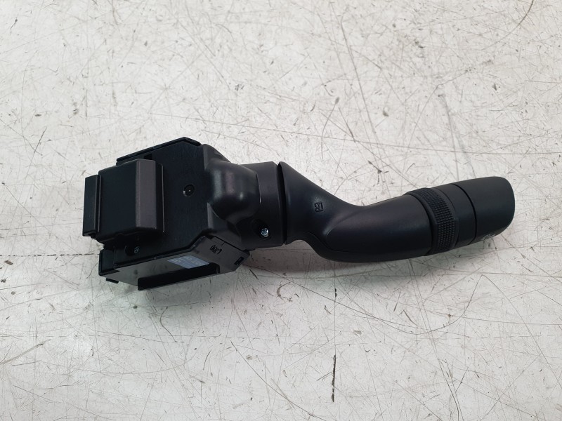 Recambio de mando limpia para toyota yaris (_p21_, _pa1_, _ph1_) 1.5 (mxpa11) referencia OEM IAM 02A5017J916  