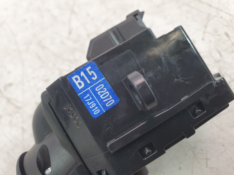 Recambio de mando intermitentes para toyota yaris (_p21_, _pa1_, _ph1_) 1.5 (mxpa11) referencia OEM IAM 02D7017J910  