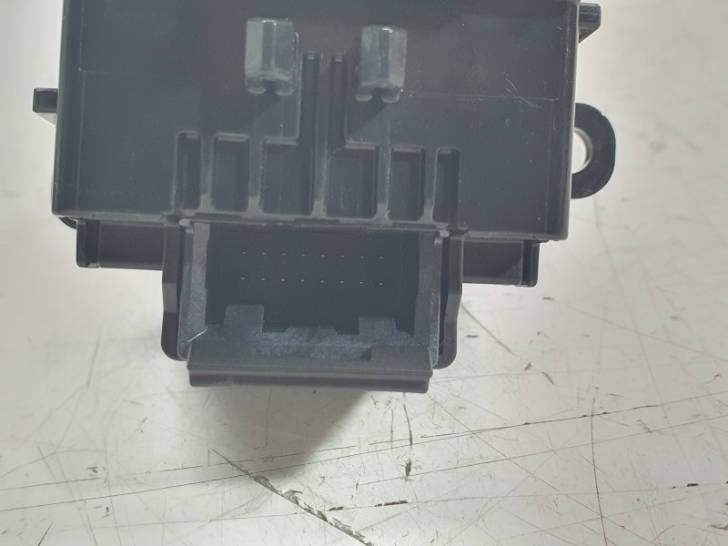 Recambio de mando intermitentes para toyota yaris (_p21_, _pa1_, _ph1_) 1.5 (mxpa11) referencia OEM IAM 02D7017J910  