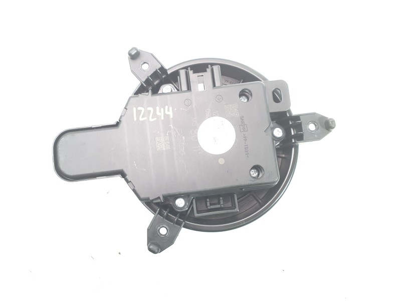 Recambio de ventilador calefaccion para toyota yaris (_p21_, _pa1_, _ph1_) 1.5 (mxpa11) referencia OEM IAM CZ1163606064  